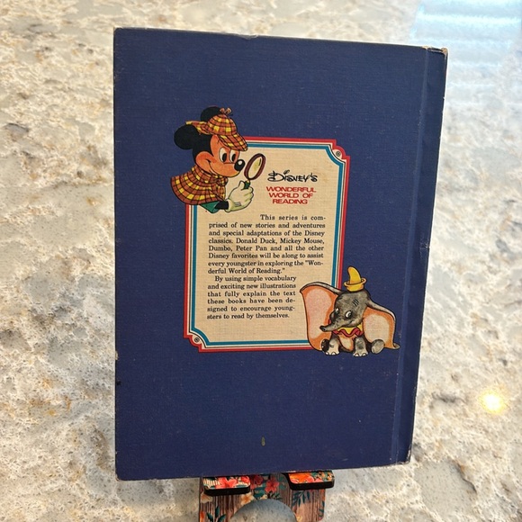 Disney’s Wonderful World of Reading; The Sorcerer’s Apprentice - Picture 2 of 9